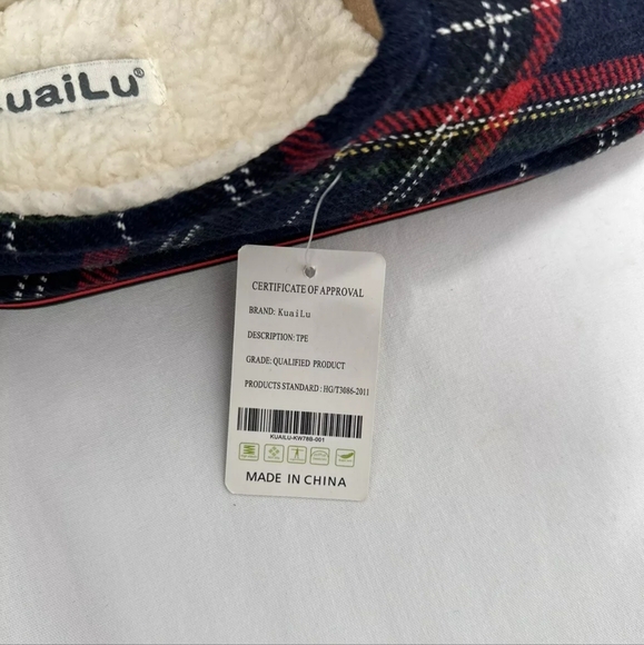 NWT Kuailu slippers size 8.5 Reindeer Holiday - Picture 9 of 10